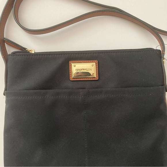Calvin Klein Crossbody Bag - Picture 3 of 10